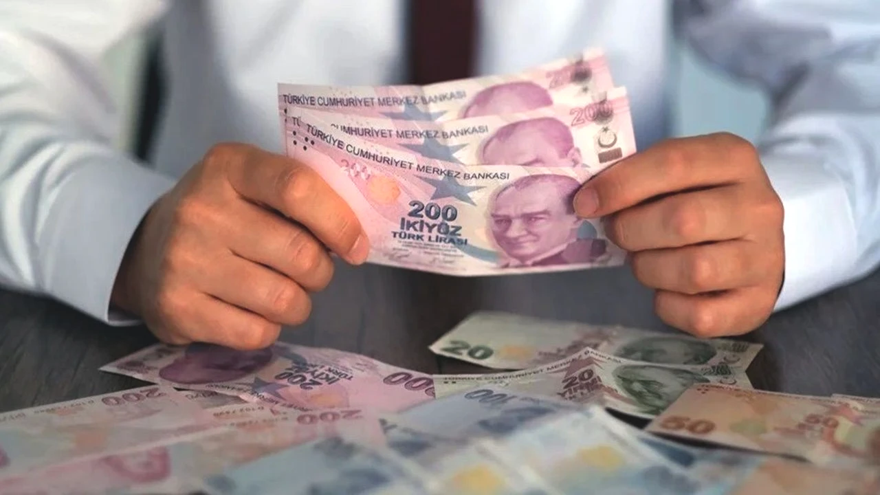SSK ve Bağ-Kur emeklisine 60 bin TL piyangosu: En yüksek emekli promosyonu veren bankalar belli oldu - Sayfa 14