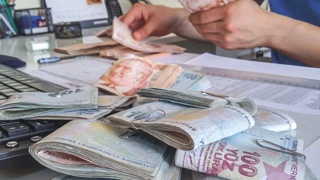 SSK ve Bağ-Kur emeklisine 60 bin TL piyangosu: En yüksek emekli promosyonu veren bankalar belli oldu - Sayfa 9