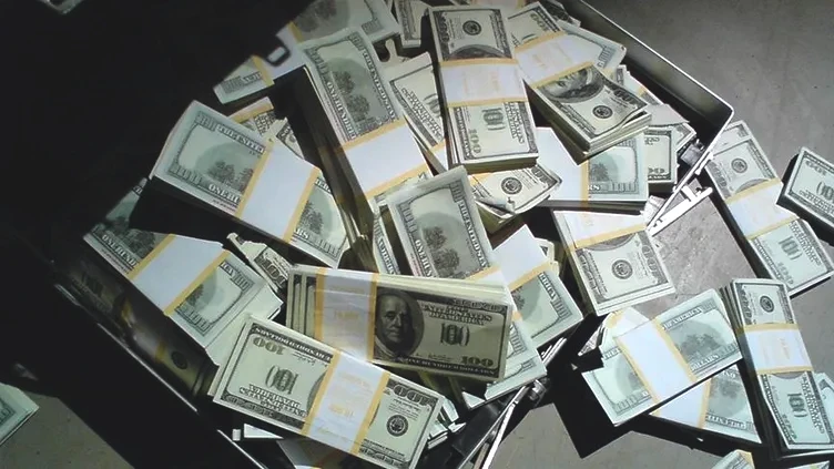 Kasalarında servet yatıyor! Dünyanın en zengin 10 ailesi belli oldu