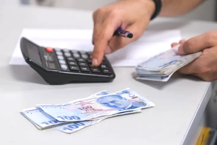 Konut kredisi faiz oranları düştü, taksitler değişti! En avantajlı oranlar hangi bankada?