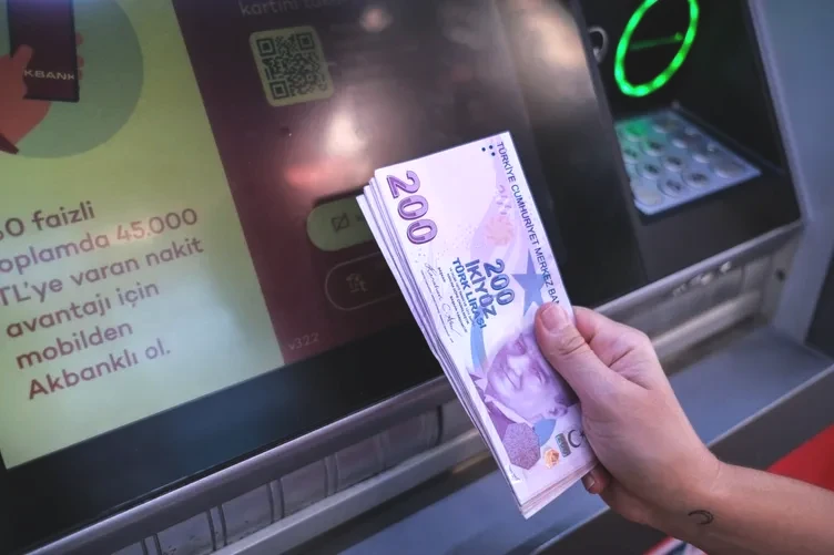 Emekliye 4’lü zam formülü: SSK, BAĞ-KUR, EYT’liye en düşük 19.243 TL! İşte maaş tablosu