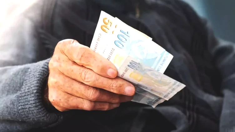 Emekli maaşı 16.881 TL olanlara ek 60 bin TL fırsatı! İşte banka banka 2026 emekli promosyon listesi