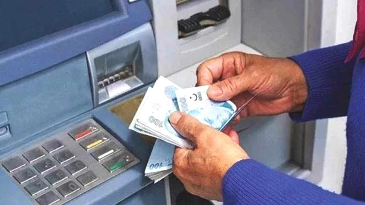 Emeklinin ocak zammı öncesinde bankalar kesenin ağzını açtı: Promosyon 60 bin TL’ye dayandı! - Sayfa 6