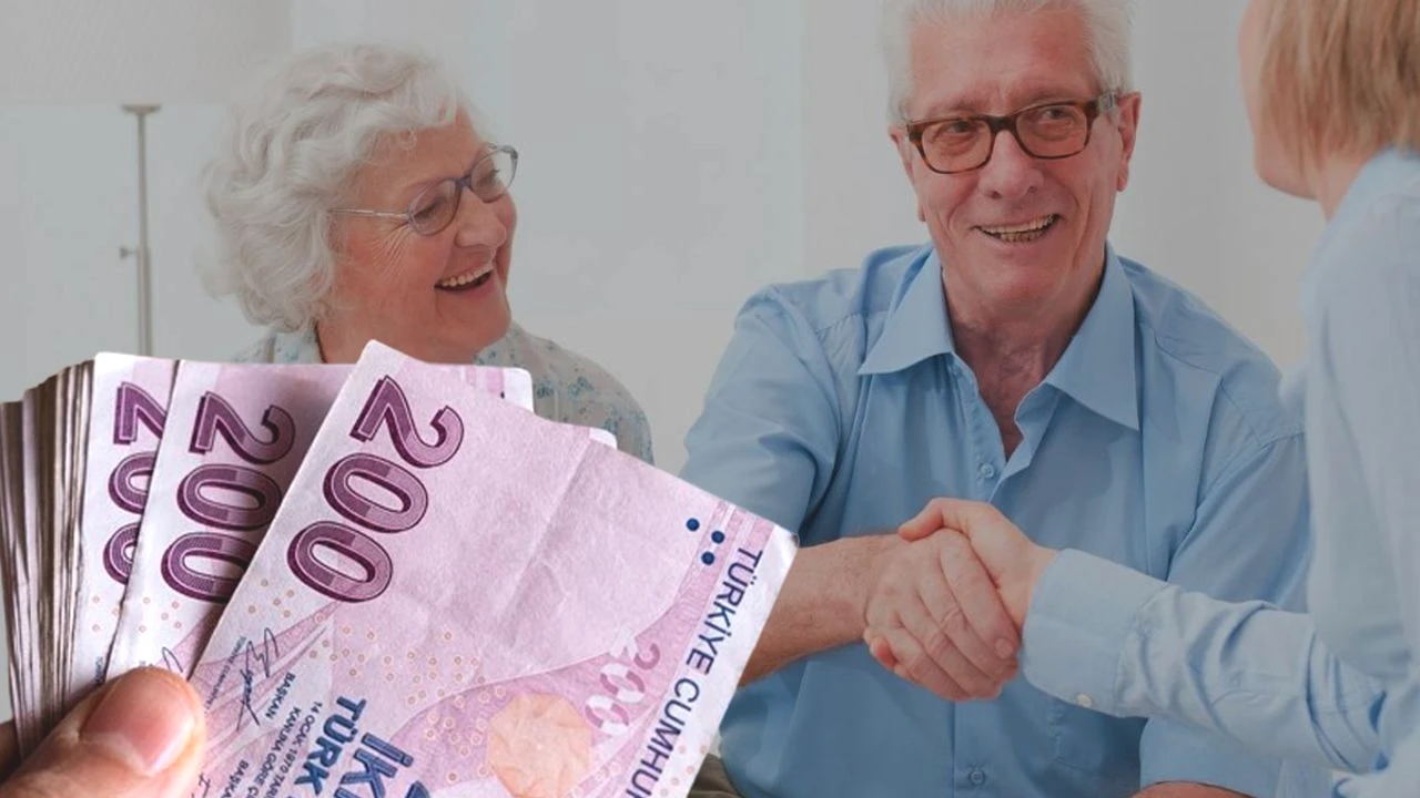 ZİRAAT BANKASI EMEKLİ PROMOSYON TEKLİFİ 2026
Ziraat Bankası, SGK emeklilerine maaş tutarına göre 12.000 TL’ye varan promosyon ödemesi sunuyor.
 0 – 9.999,99 TL: 5.000 TL
 10.000 – 14.999,99 TL: 8.000 TL
 15.000 – 19.999,99 TL: 10.000 TL
 20.000 TL ve üzeri: 12.000 TL

