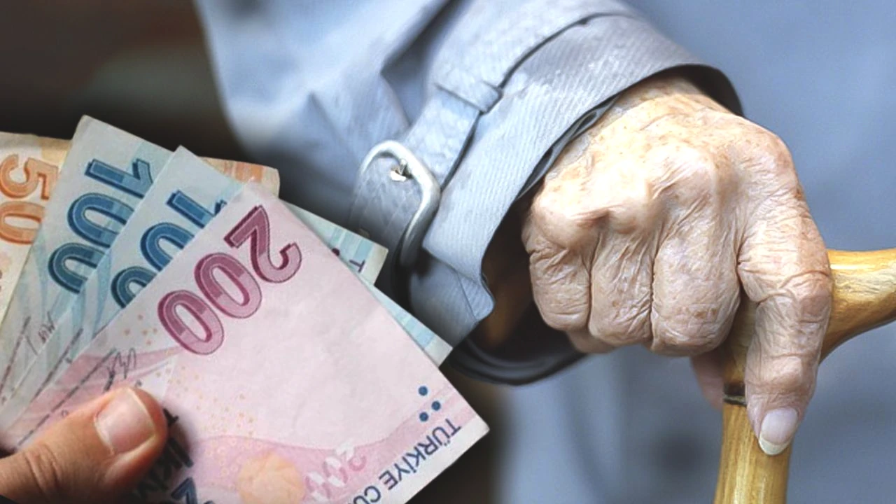 24 Mayıs 2002-23 Mayıs 2005 arasında 15 yıl hizmet süresi ve 3600 prim gününü dolduran kadınların 52 yaşında emekli olabileceği, 24 Mayıs 2005-23 Mayıs 2008 arasında dolduranların 54 yaşında emekli olabileceği aktarılıyor.