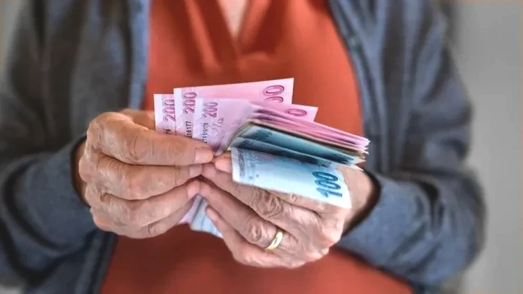 EMEKLİ ZAMMI SON DAKİKA | Emekliye 20.000 TL için geri sayım! İşte 16.881 TL alana fark için ödeme takvimi