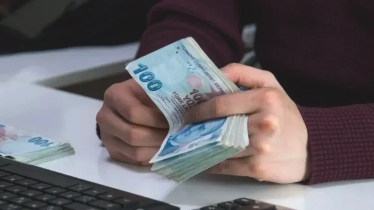 EMEKLİ MAAŞ FARKI ÖDEME GÜNÜ 2026: 16.881 TL emekli maaşı alana 3.119 TL maaş farkı ne zaman yatacak?