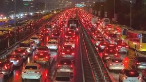 Megakent İstanbulda trafik yoğunluğu yüzde 76ya kadar çıktı