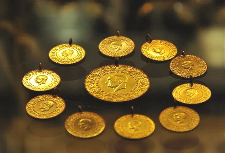 Altın ve gümüş kırılma çizgisinde! Gram altın 10.000 TL’yi görecek mi? İslam Memiş yeni trendi açıkladı