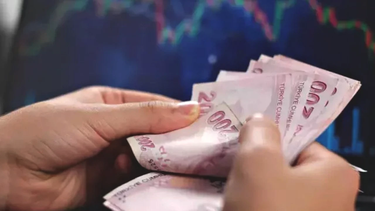 Ramazan Bayramı'nda Çalışan Asgari Ücretli Ne Kadar Mesai Ücreti Alacak?