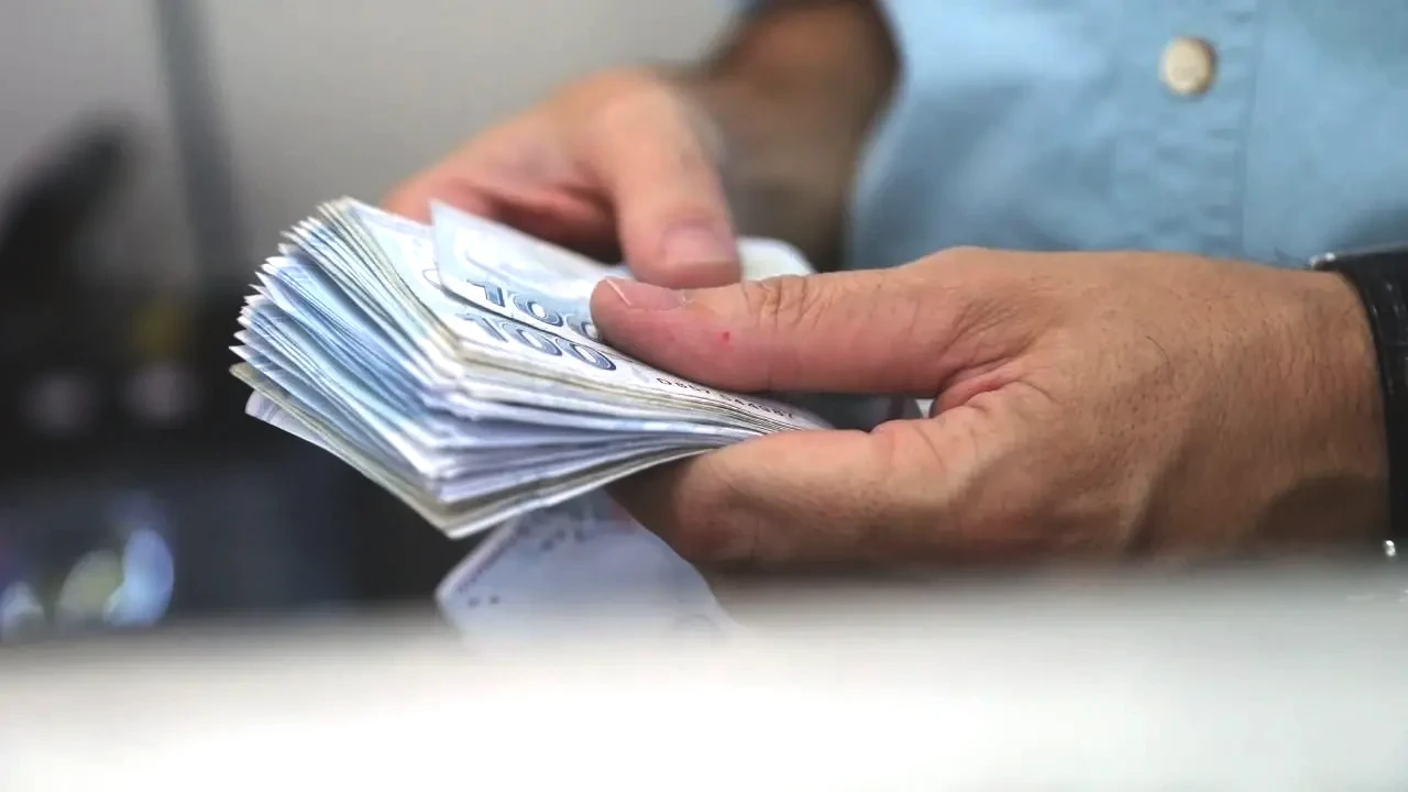 Çalışan Emekliler İçin “Çift Maaş” Tartışması: SGK Uzmanı İsa Karakaş Sistemi Anlattı 2