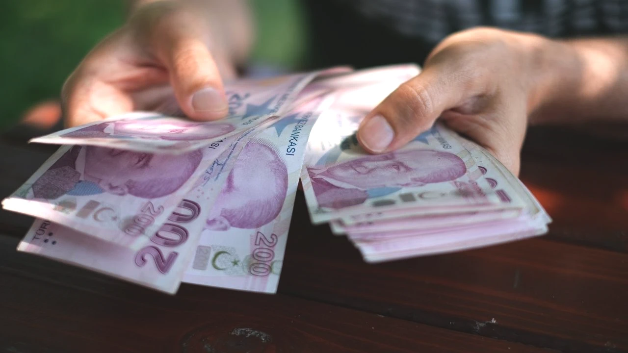 Faizsiz Kredilerde Banka Yarışı Başladı Limit 90 Bin Tl'ye Dayandı