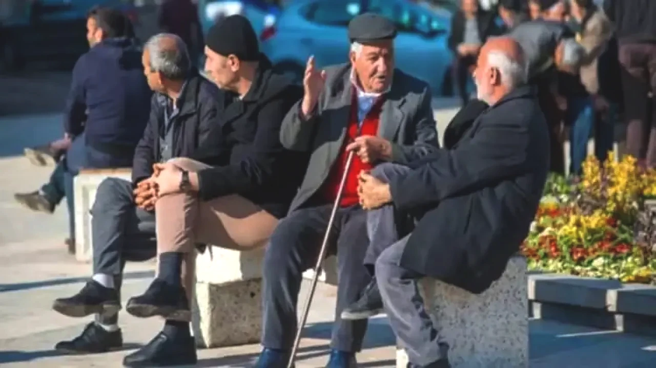 3 İl Emekliye Ayrıldı! Türkiye’de En Fazla Emeklinin Yaşadığı Şehirler Açıklandı 7