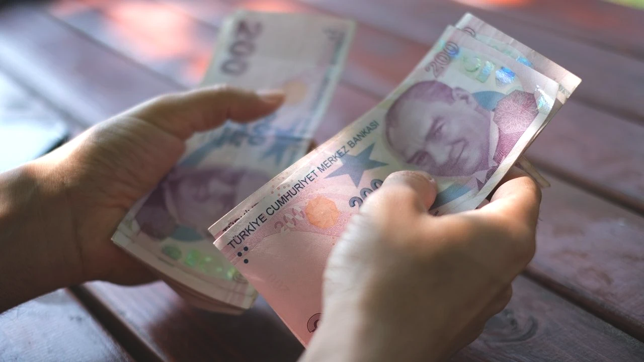 Emekli Maaşlarında Fark Ne Zaman Yatacak Sgk Tarih Verdi! (1)