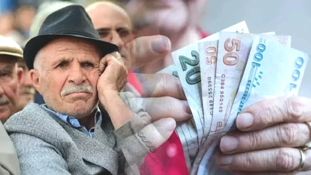 2000-2008 ARASI FIRSAT
2000 ile 2008 yılları arasında sigortalı olan çalışanlar, kademeli emeklilik beklentisinin merkezinde. Bu grup, mevcut sistemde yaş şartı nedeniyle uzun süre çalışmak zorunda. Yeni düzenleme, bu yaş sınırlarını esnetebilir. Prim gün sayısının tamamlanmasıyla erken emeklilik mümkün olabilir. Bu yaklaşım, geç sigorta başlangıcı olanlara nefes aldırıyor.
