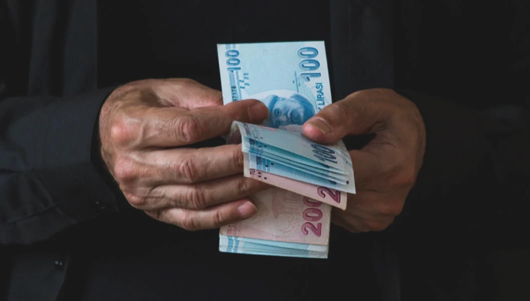2004 sigorta girişi olanlar ne zaman emekli olacak?Kadın: 47 yaş / 6.700 primErkek: 49 yaş / 6.700 prim