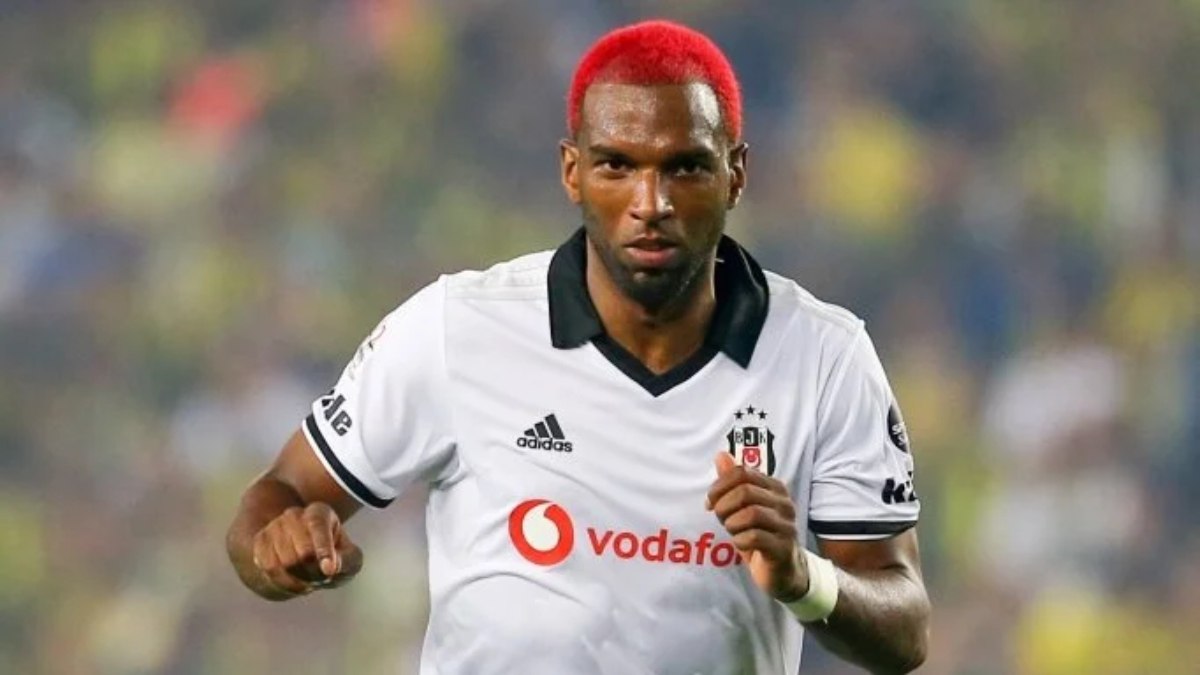 Ryan Babel'den Ajax'a Sert Uyarı: 'Zorlu Günler Kapıda!'