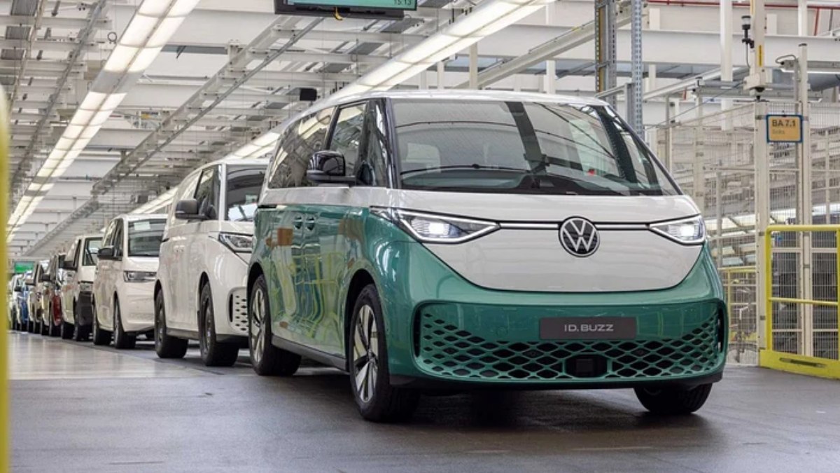 Volkswagen ID. Buzz Türkiye pazarına merhaba diyor: Ekim’de beklenen fiyatıyla tanışın!